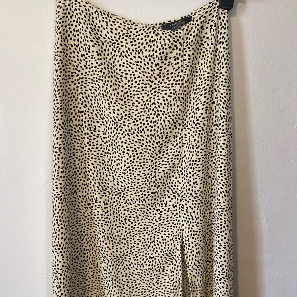 Primark Cream polka dot skirt!